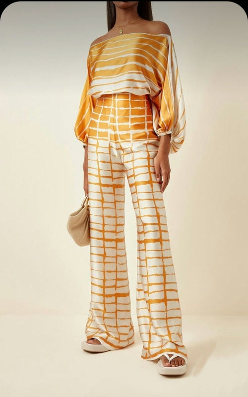 Casual and Elegant Two-Piece Leisure Suit