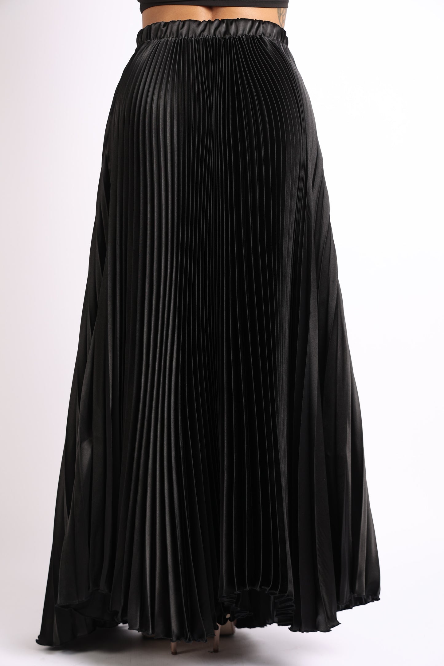 Elastic High Waist A-Line Pleated Satin Maxi Skirt BLACK